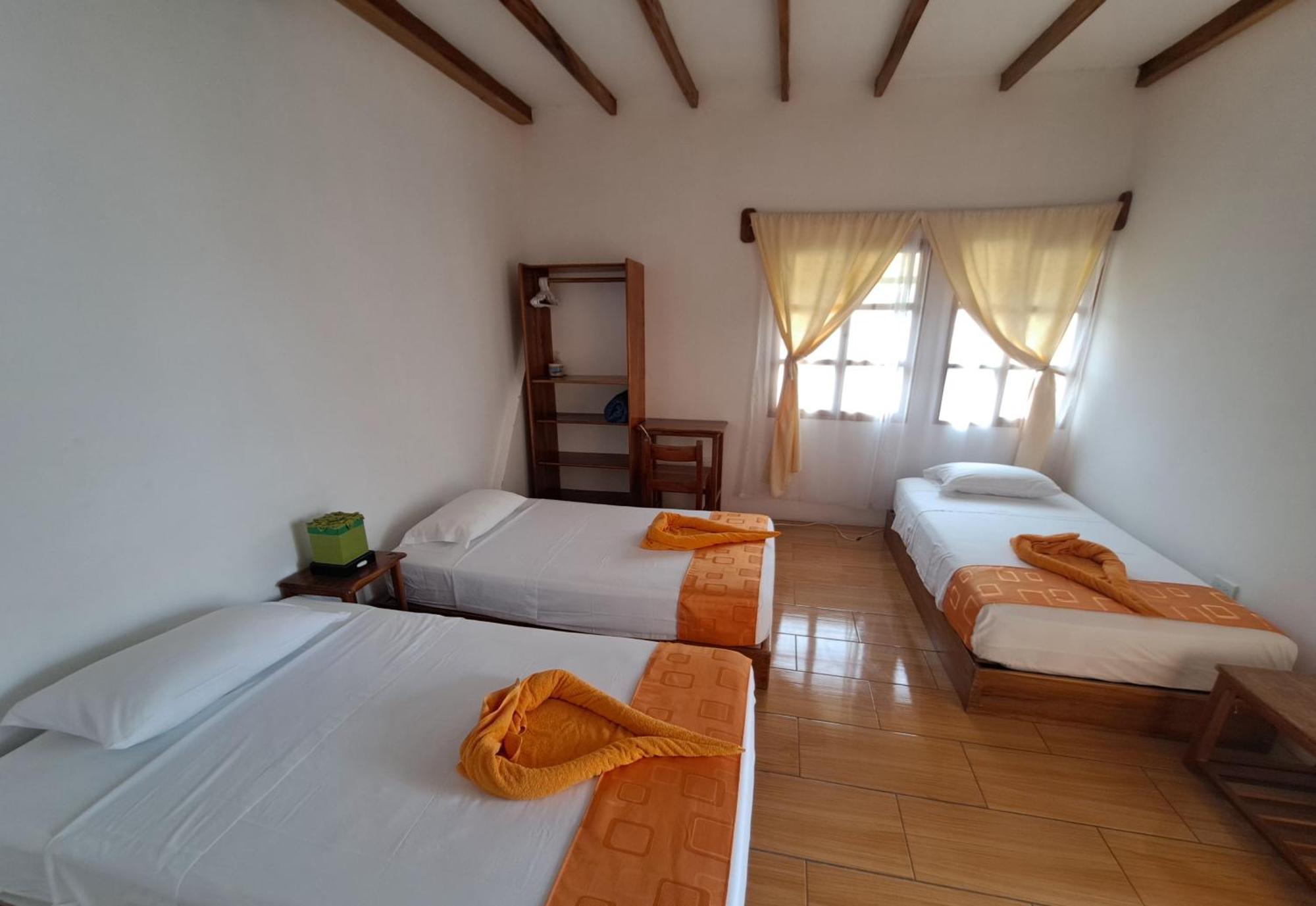 Hostal Tero Real Puerto Villamil Room photo